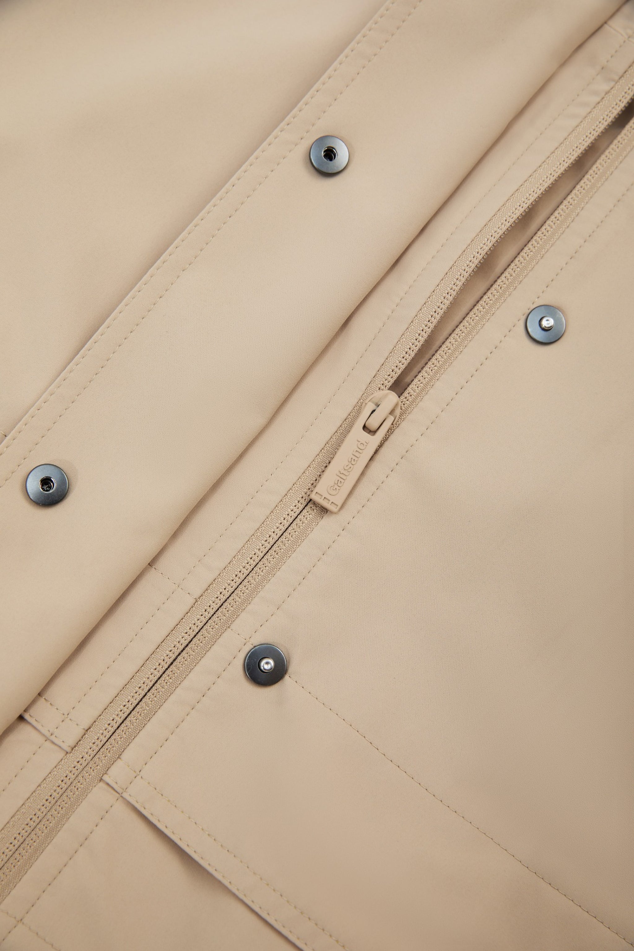 Galtsand Trench Coat