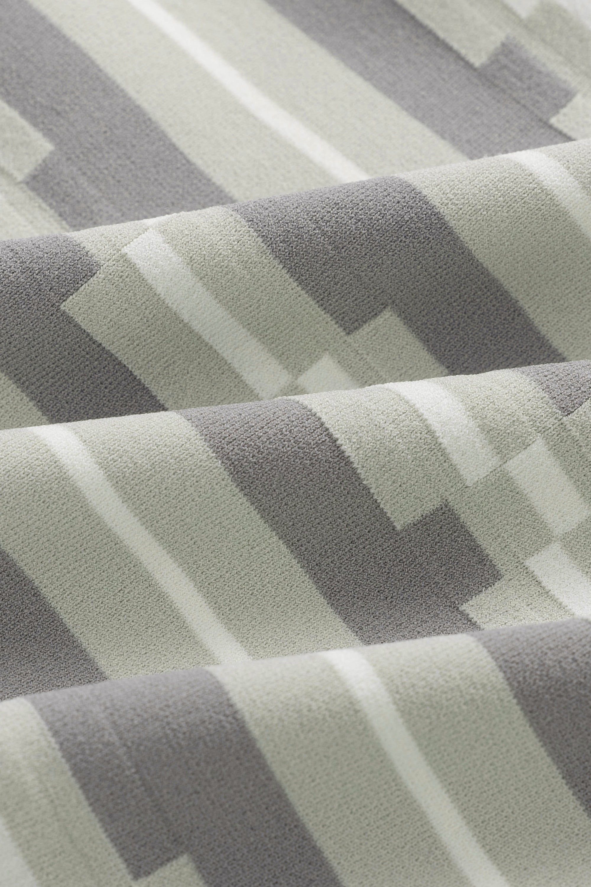 Geometric Short Sleeve