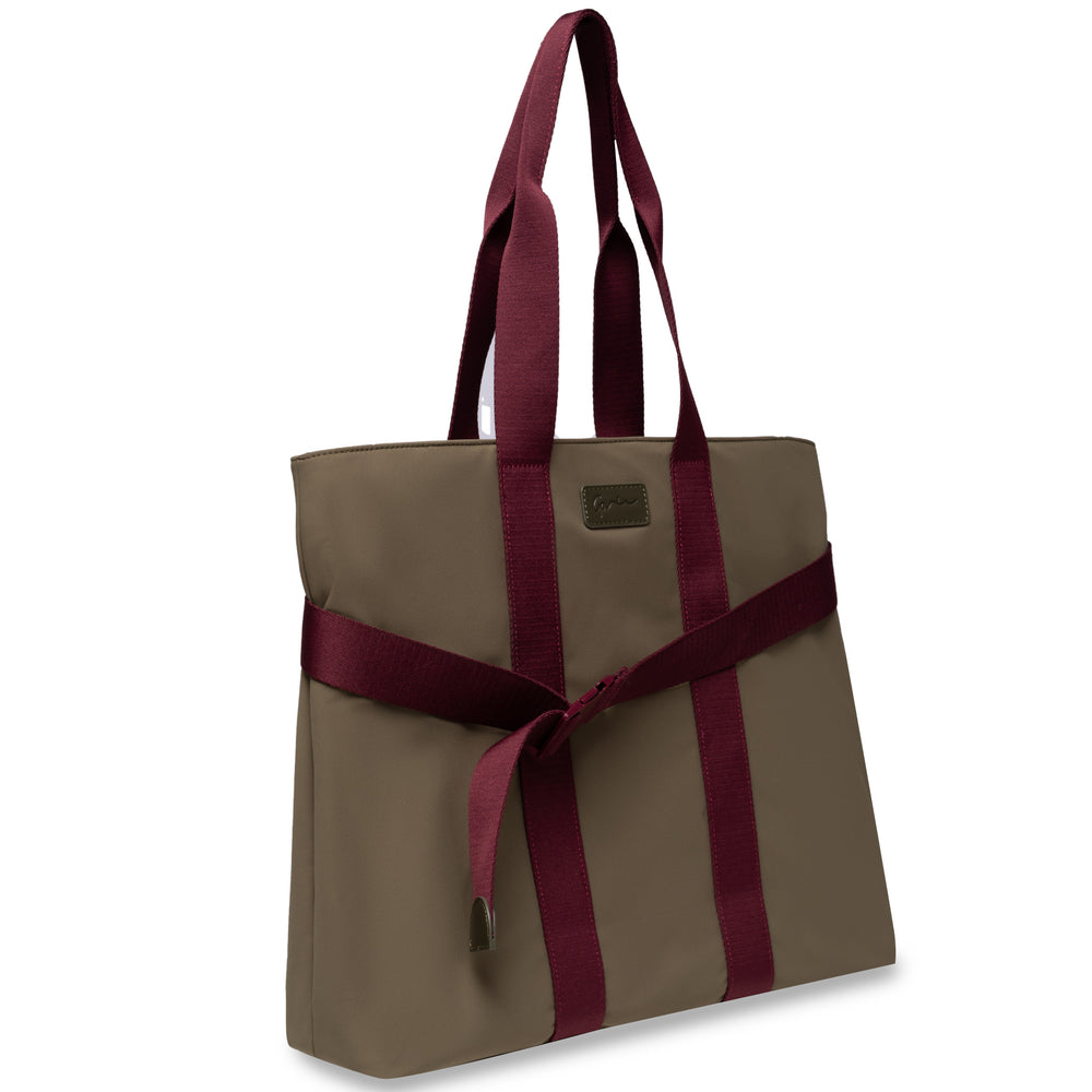 
                      
                        Classic Tote Bag
                      
                    