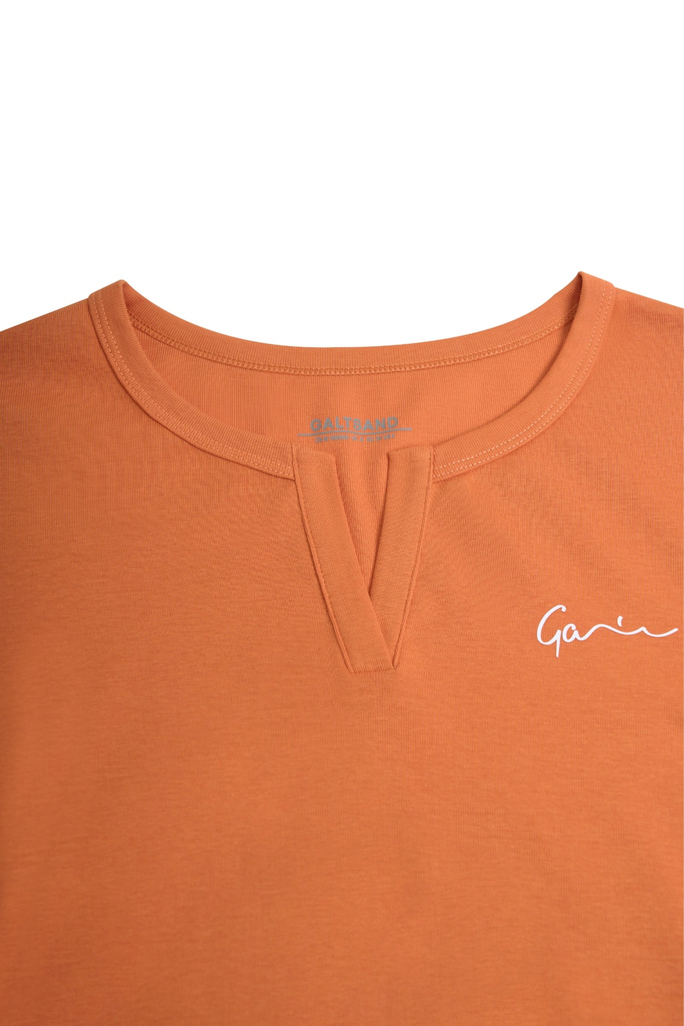 Galtsand Lory V Neck T-Shirt