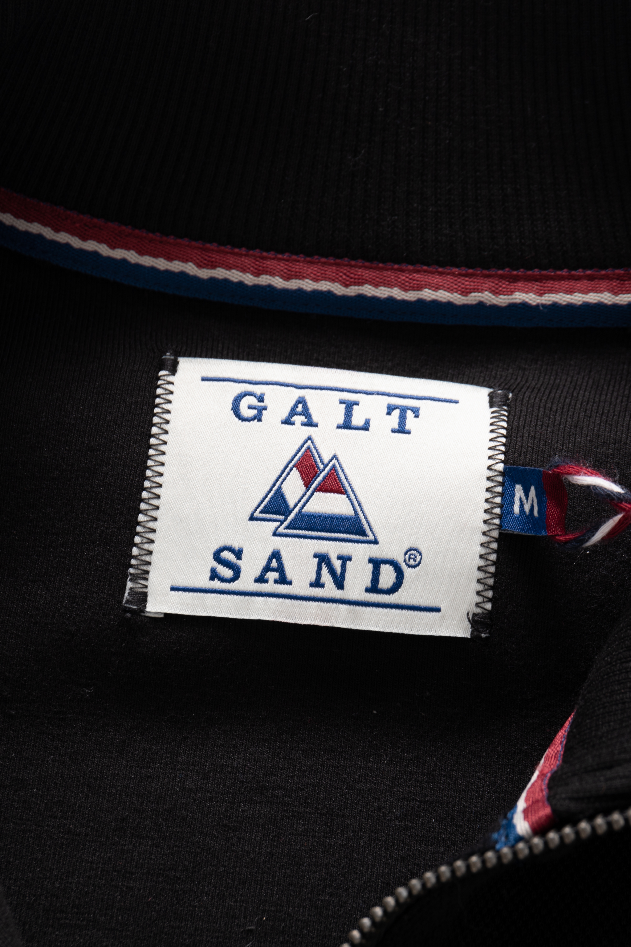 Galtsand Pique Quarter Zip Sweater