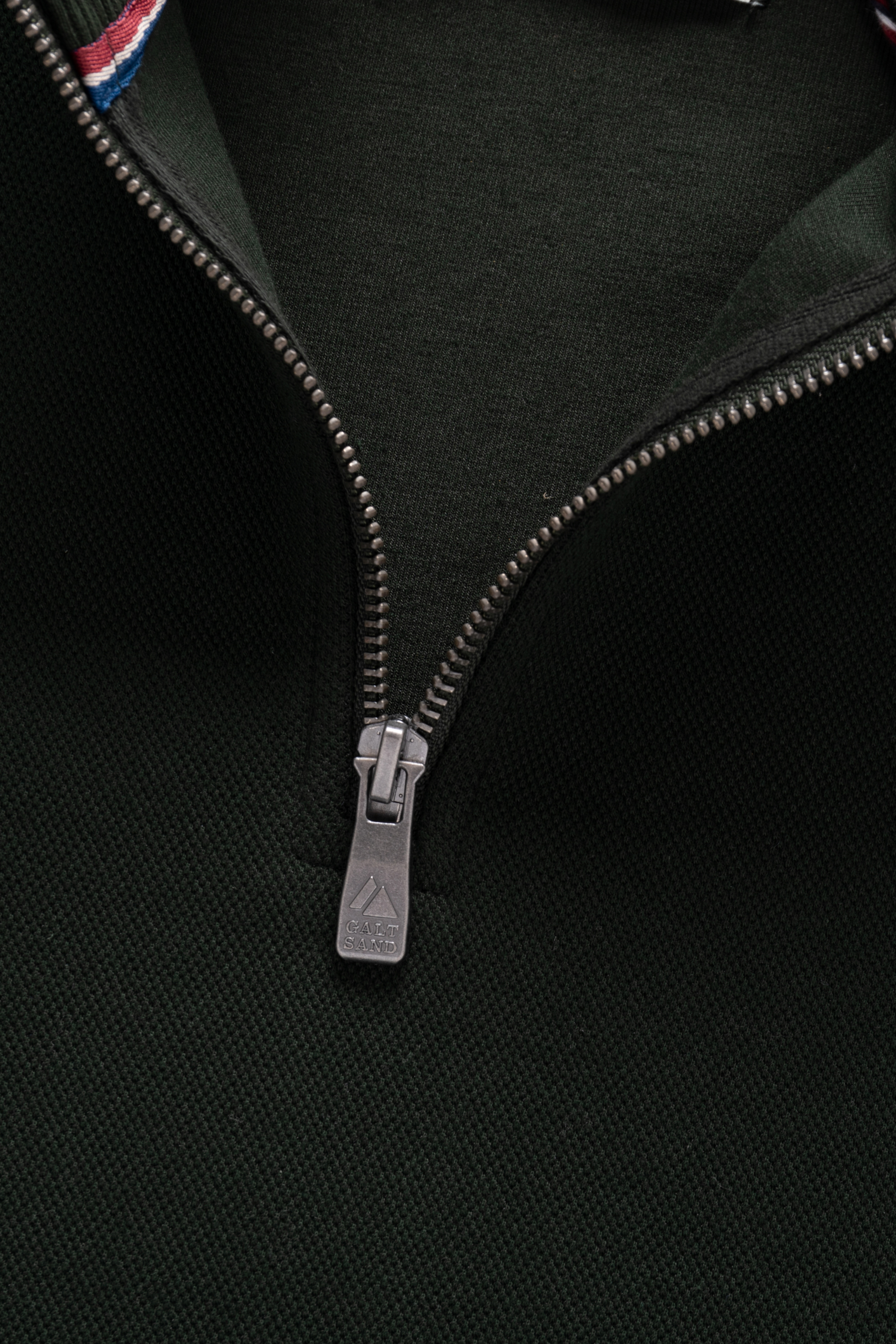 Galtsand Pique Quarter Zip Sweater